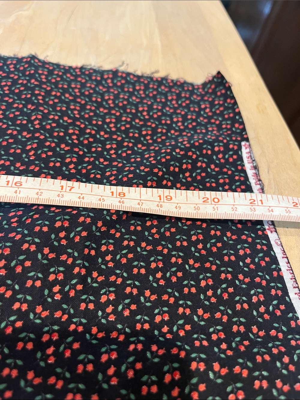 Vintage Joan Kessler for Concord Fabrics 4 1/3 yards - Picture 5 of 5
